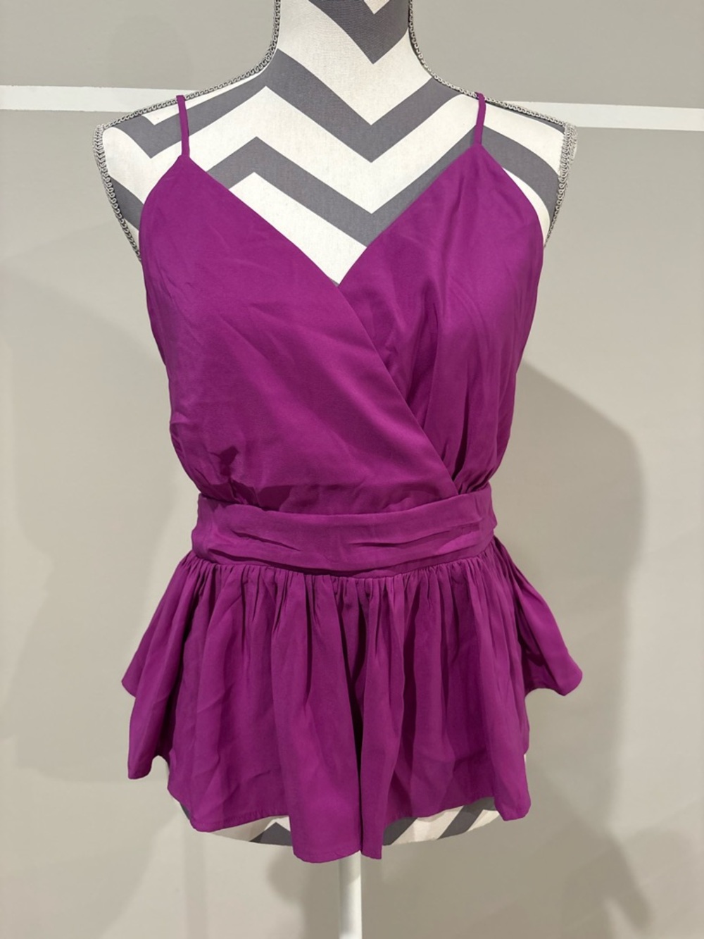 NWT Express Fuchsia Orchid Smocked Peplum Cami
